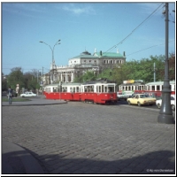 1976-04-21 J Parlament 82+1476.jpg